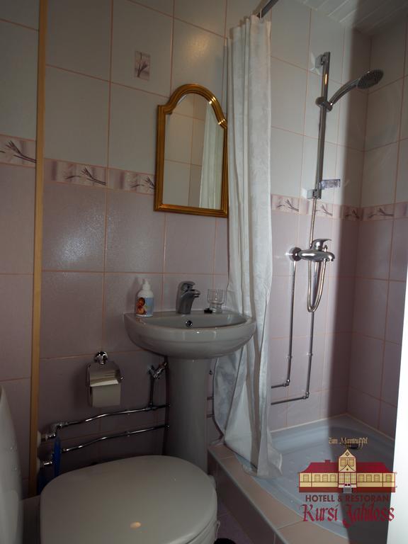 Kursi Hunting Manor Hotel Puurmani Szoba fotó
