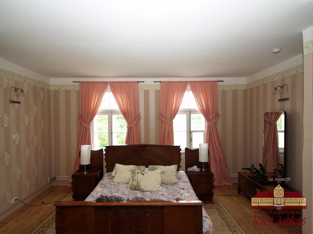 Kursi Hunting Manor Hotel Puurmani Szoba fotó