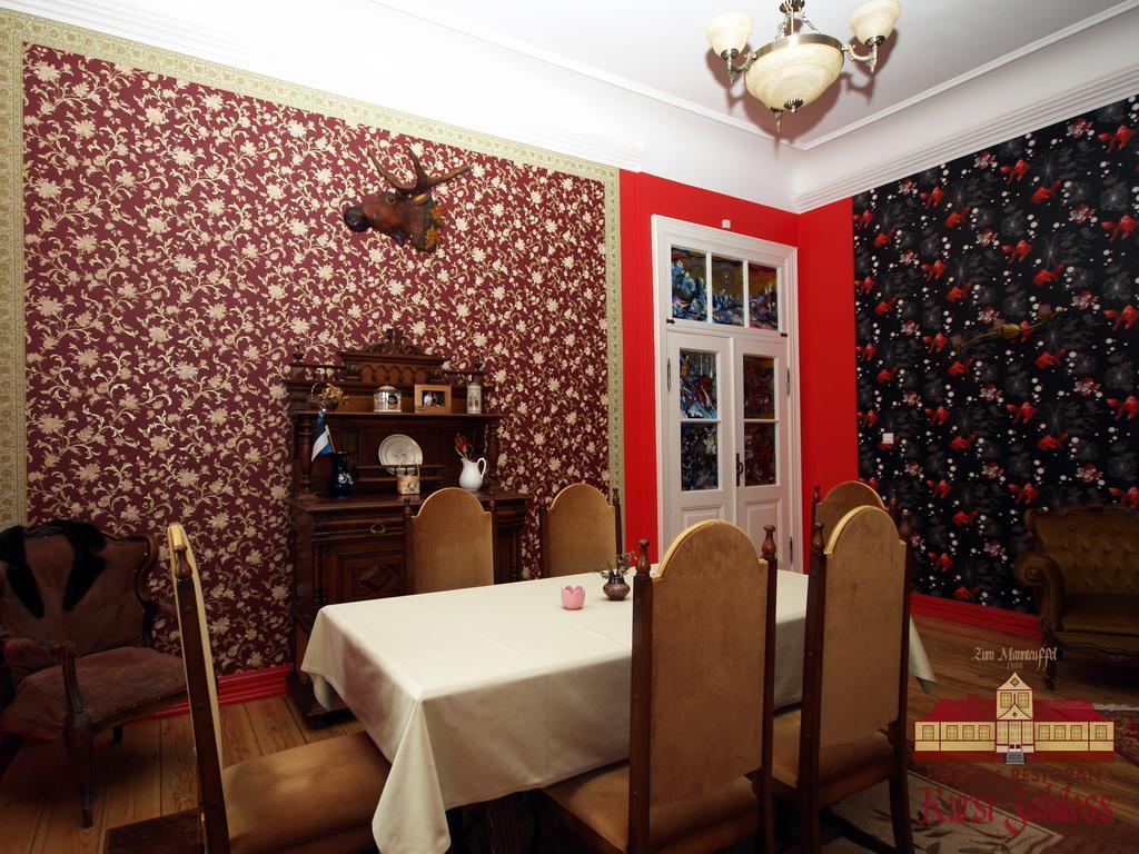 Kursi Hunting Manor Hotel Puurmani Kültér fotó